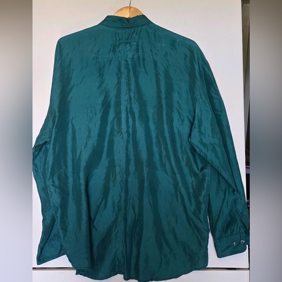 Men’s silk button shirt - Picture 3 of 5